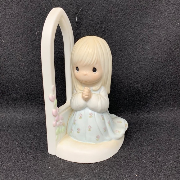 Vintage 1985 Precious Moments O Worship the Lord Figurine - Girl -100064 No Box
